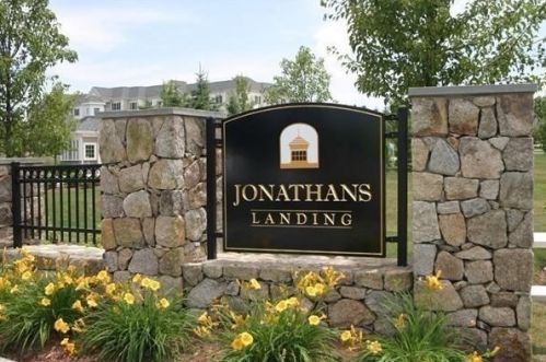 428 John Mahar Hwy, Braintree MA 02184-6571 exterior