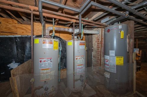 12 Br St, Worcester MA 01604-3701 exterior