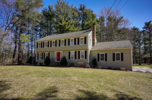 1 Old Mill Rd, Norfolk, MA 02056-1434