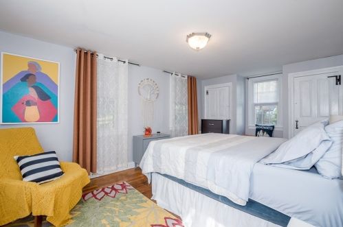 251 Sandwich St, Plymouth MA 02360-2132 exterior