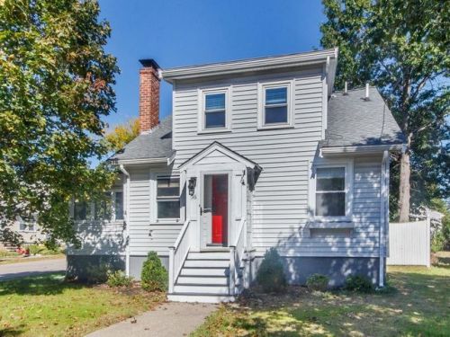 36 Howe St, Milton, MA 02186-5144