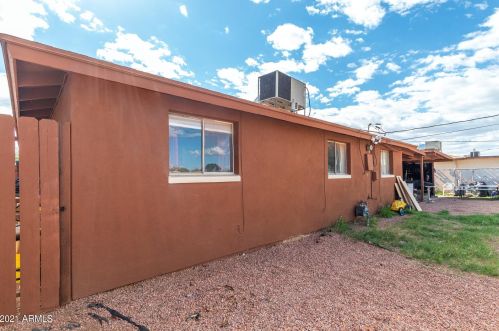 3851 63 Dr, Phoenix AZ 85033-5204 exterior