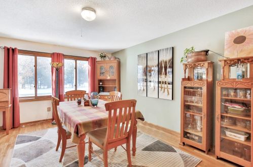 1006 12th St, Princeton MN 55371-1009 exterior