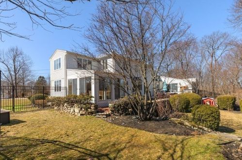 36 Hersey St, Hingham MA exterior