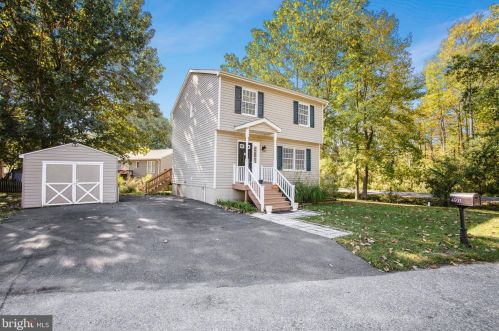 4921 Bonniewood Dr, Shady Side MD  20764-9675 exterior