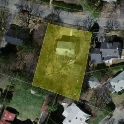 28 Mossfield Rd, Newton MA 02468-1922 aerial view