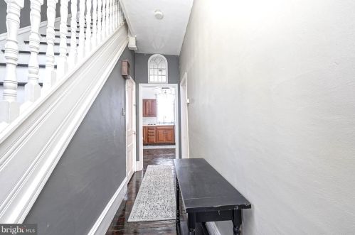 313 Elm St, West Deptford NJ 08093-1336 exterior