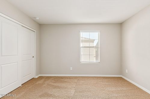 3924 79th Ln, Phoenix AZ  85043 exterior