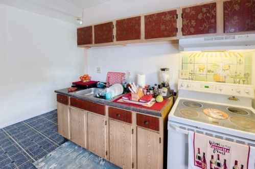 25 Merrick St, Worcester MA 01609-1837 exterior