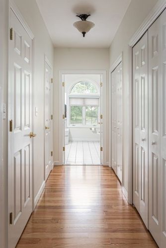 41 Wildwood Dr, Southborough MA 01772-1990 exterior