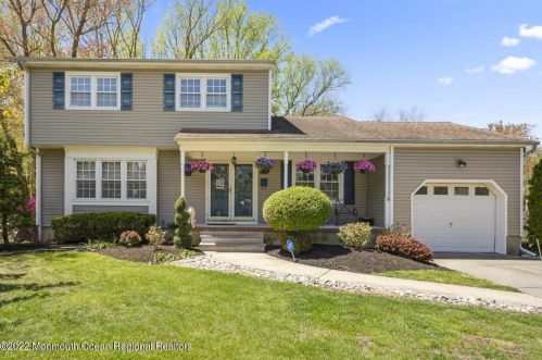 2003 Logan Rd, Tinton Falls, NJ 07712-4026