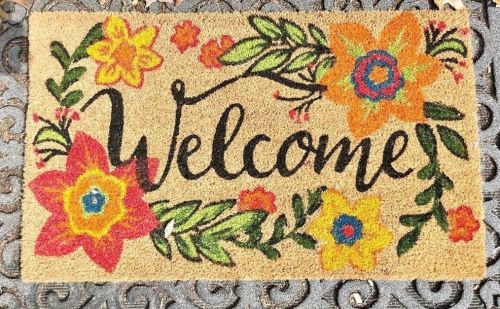 7 Pocahontas Dr, Peabody, MA 01960-3317