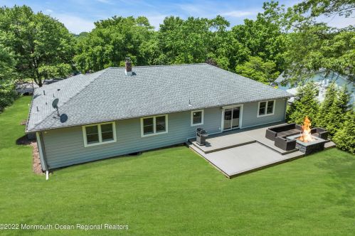 26 Lambert Johnson Dr, Tinton Falls NJ 07712-3753 exterior