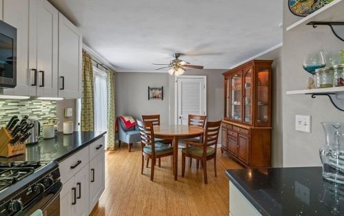 267 Chavenson St, Fall River MA 02723-2701 exterior