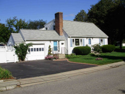 99 Sheridan St, Newton, MA 02465-1057
