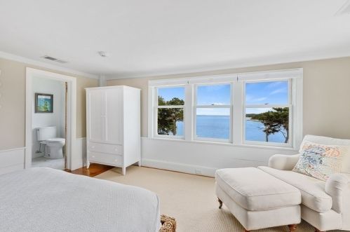 811 Fox Hill Rd, Chatham MA 02633-1410 exterior