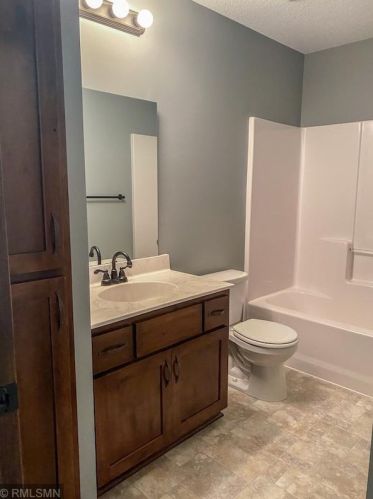 32 150, Princeton MN exterior