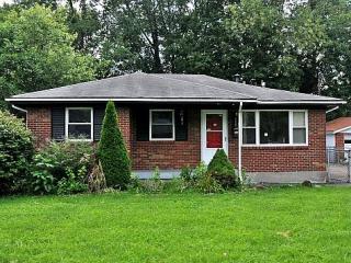 408 Lyndon Ln, Louisville KY  40222-4660 exterior