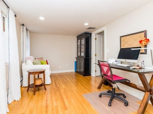 146 Arnold Rd, Newton MA 02459-3046 exterior