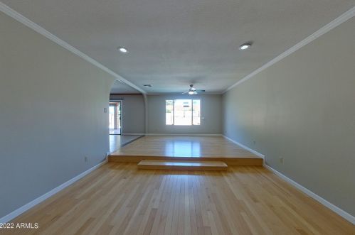 1844 Butler Dr, Phoenix, AZ 85021-5264