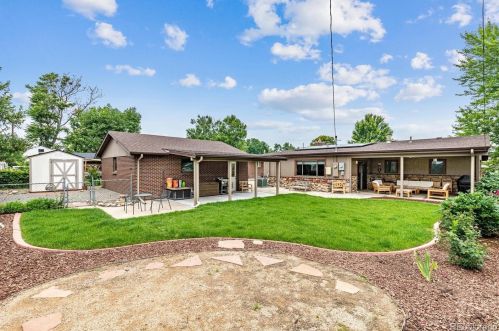 1004 Stanford Pl, Englewood CO 80111-1220 exterior