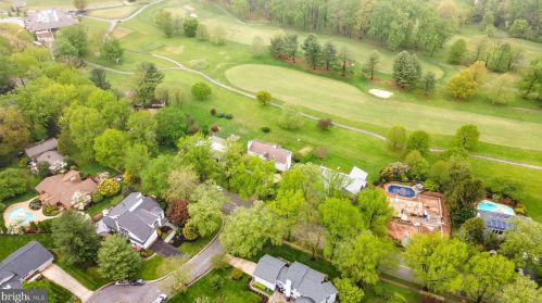 11102 Willow Bottom Dr, Columbia MD 21044-1069 exterior