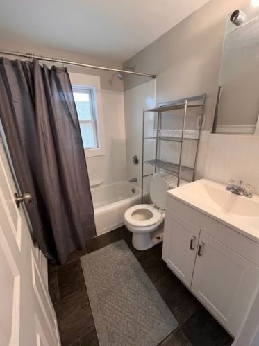 145 Commercial St, Braintree MA 02184-4342 exterior