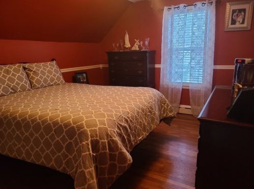 145 Armour St, New Bedford MA 02740-2405 exterior