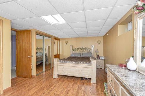 251 Phineas St, Dracut MA 01826-4611 exterior