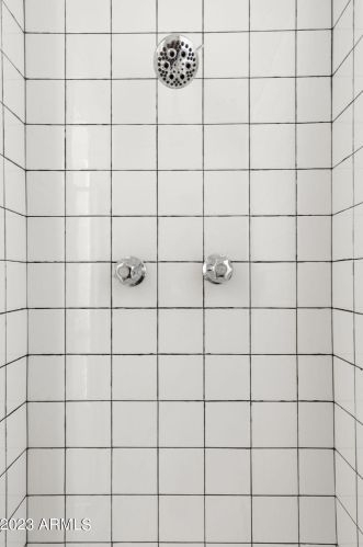 525 Edgemont Ave, Phoenix AZ 85035-1809 exterior