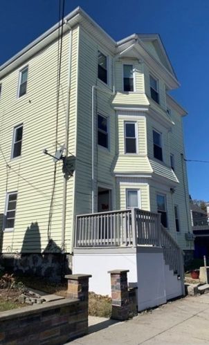 235 Mott St, Fall River MA 02721-2779 exterior