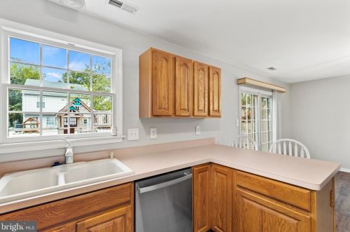 1176 Bayview Ave, Shady Side MD 20764-9523 exterior