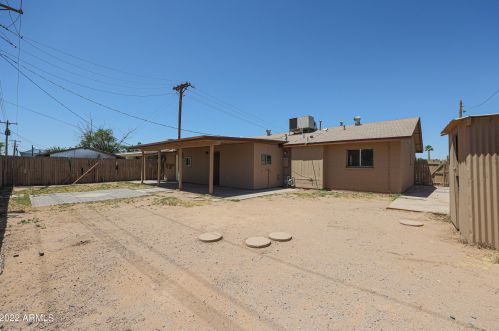 3139 65th Ave, Phoenix AZ 85033-1601 exterior