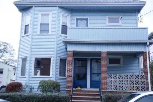 9 Woodland St, Everett, MA 02149-2217