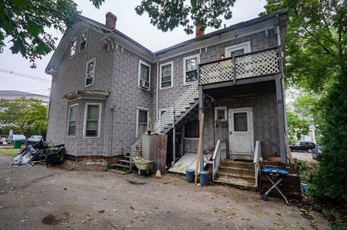 46 Baldwin St, Newton, MA 02458-2012