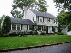 55 Gould Rd, Newton, MA 02468-2142