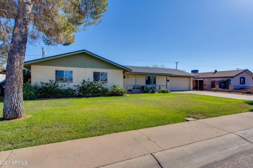 6041 Clarendon Ave, Phoenix, AZ 85033-4120