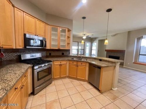 414 Anderson Ave, Phoenix AZ  85022-2368 exterior