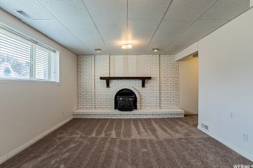 8146 Bryce Dr, Sandy UT 84070-0457 exterior