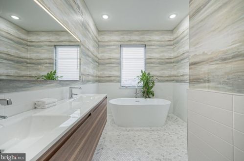 1614 16 St, Philadelphia PA 19121-3202 exterior