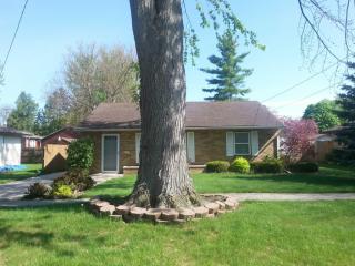 2024 Holcomb St, Saginaw, MI 48602-2727