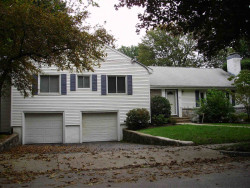 141 Evelyn Rd, Newton, MA 02468-1034