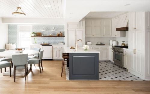 5 Ketch Ln, Quincy MA 02171 exterior