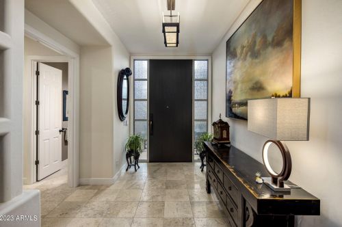 6518 25th Way, Phoenix, AZ 85016-8934