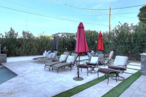 4535 39 St, Phoenix AZ 85008-3018 exterior