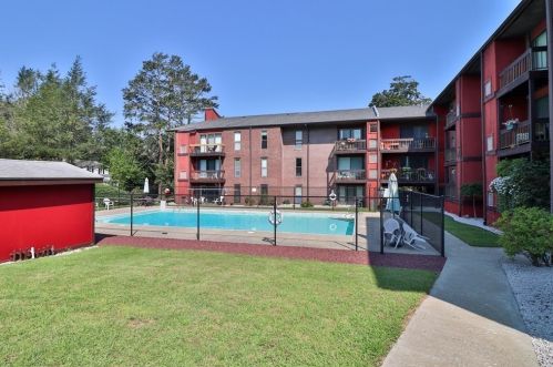 170 Highland St, Taunton MA 02780-4418 exterior