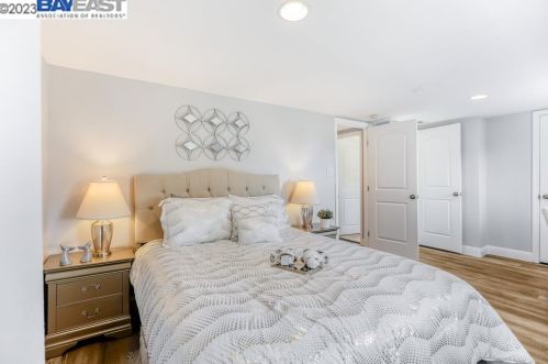 1225 Sandelin Ave, San Leandro CA  94577-3956 exterior