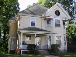 294 Webster St, Newton, MA 02466-2106