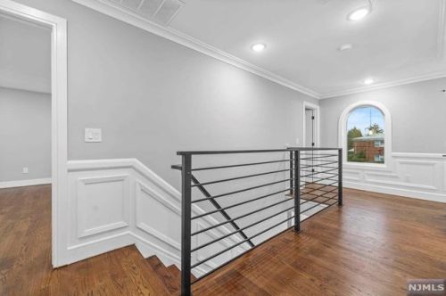 628 Knickerbocker Rd, Cresskill NJ  07626-1023 exterior