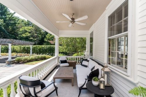 15 Mansion Dr, Topsfield MA 01983-1109 exterior